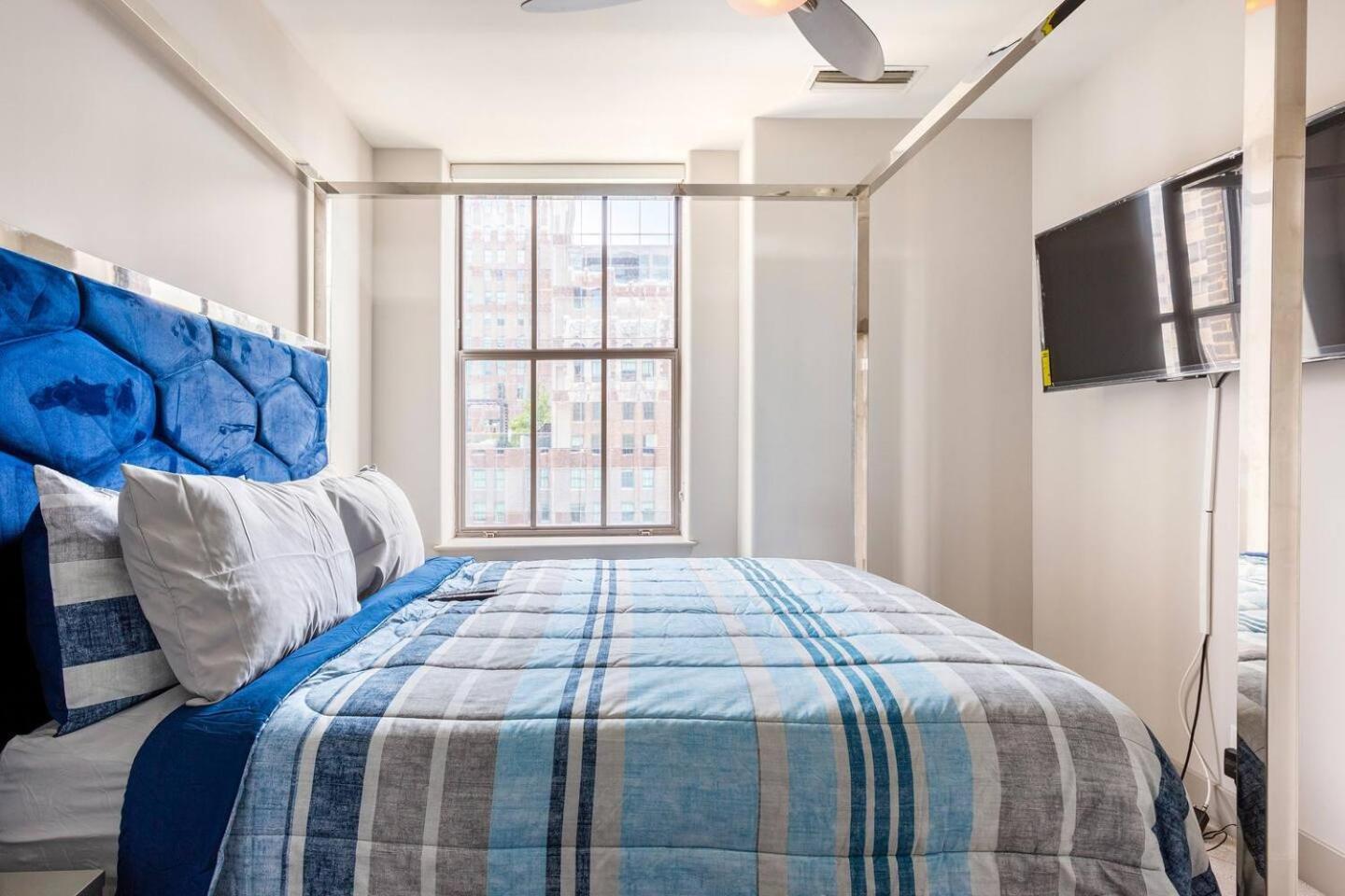 Luxury Inner Harbor Apartment Baltimore Exterior photo